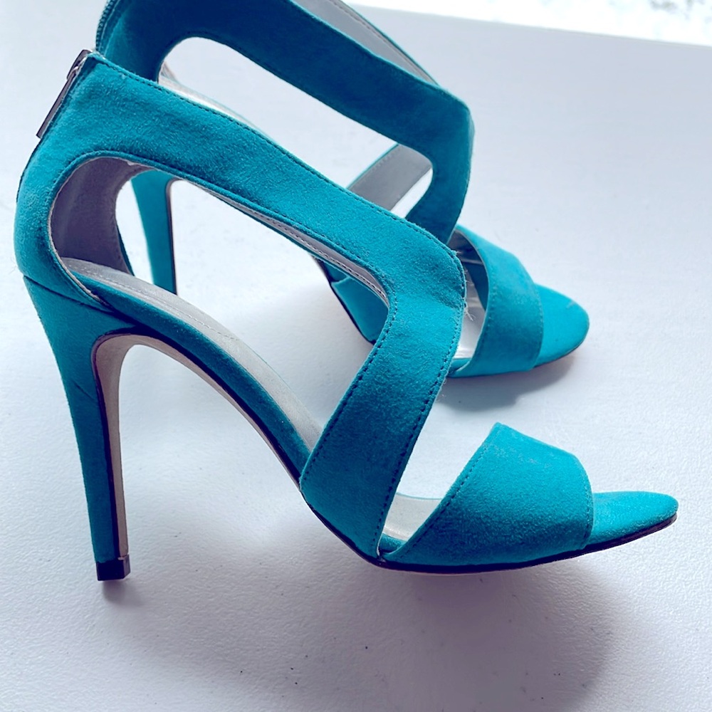 Xappeal turquese heels, size 7, never used. - Picture 4 of 5